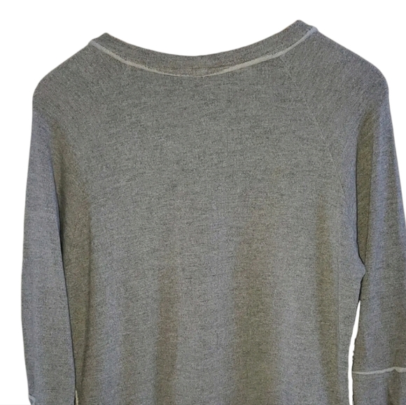 Anthropologie's Dolan Parknit Contrast Gray Jersey & Ivory Chunky Cable Knit Tee - Picture 6 of 11